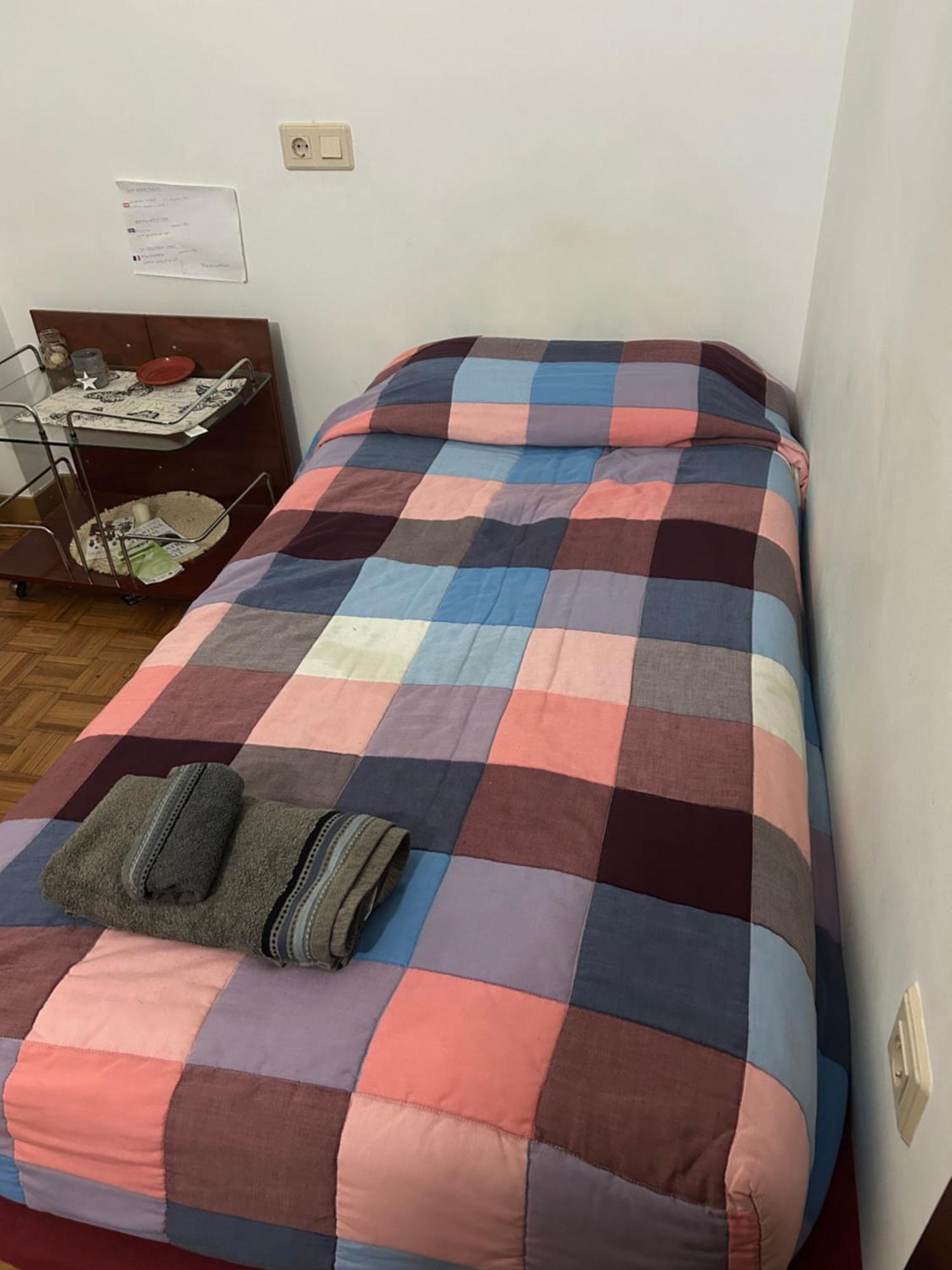 Habitacion Doble En Figueres Apartman Figueres  Kültér fotó